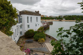 Laston Garden Apartment - Sea Views Large Terrace